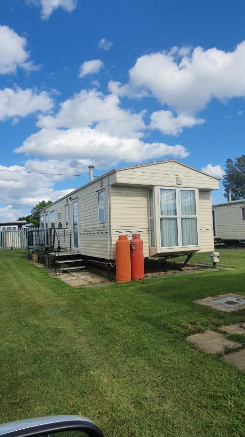 King'S Caravan Park, Caravan To Sleep 6 People Chapel Saint Leonards Exterior photo